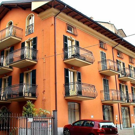 Casa Vacanze Touring 韦尔巴尼亚 外观 照片